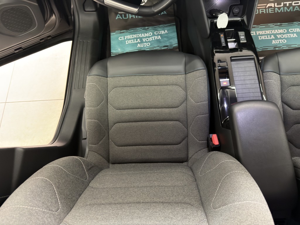 CITROEN C4 1500 BLUEHDI 130 CV EAT8 SHINE PACK